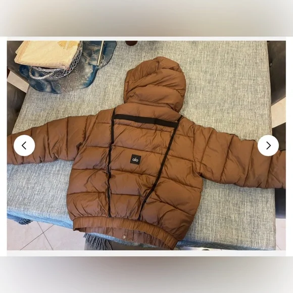 Alo Yoga Aspen Love Puffer Coat Jacket Cinnamon Brown XS - Picture 5 of 7